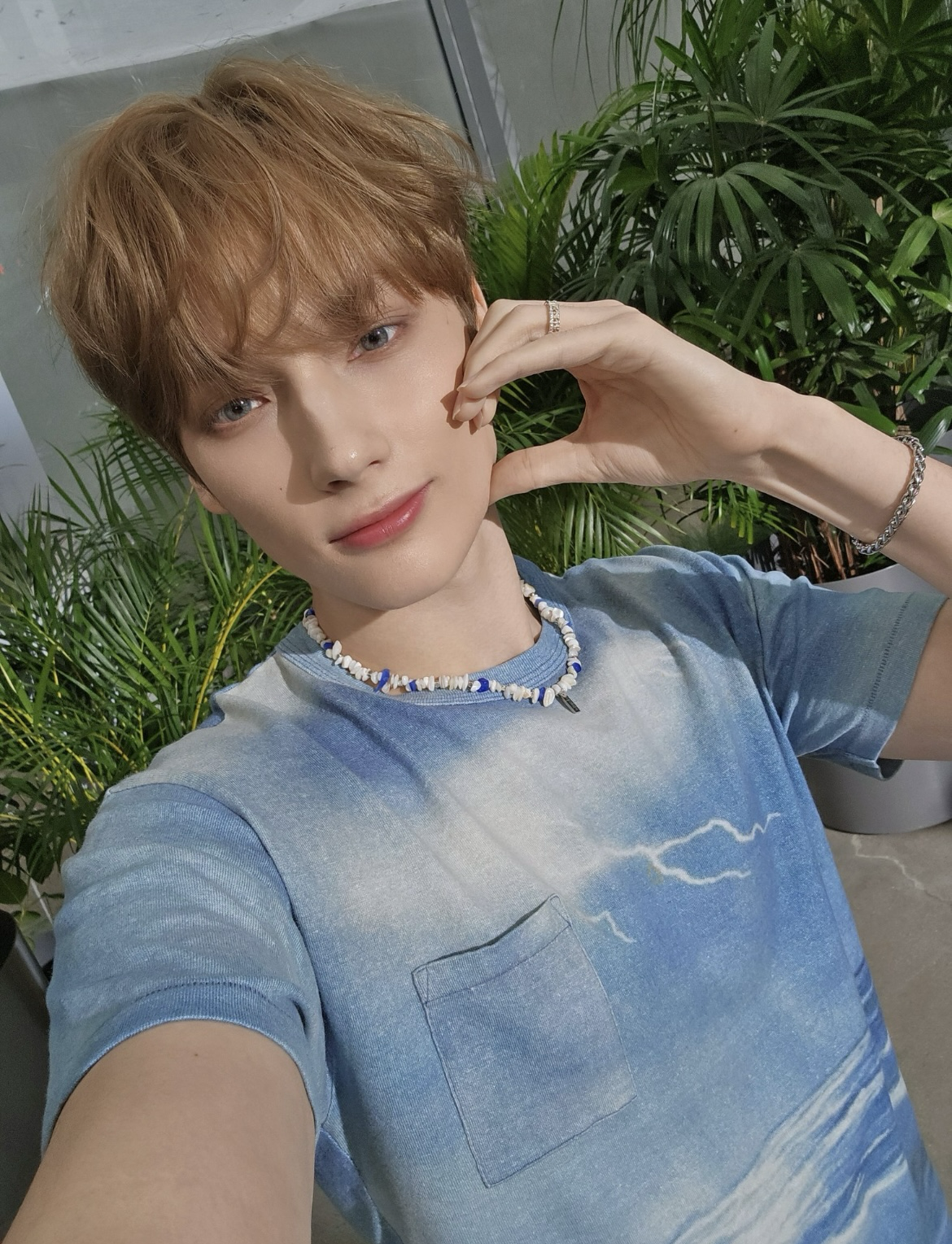 A moment captured by HueningKai (TOMORROW X TOGETHER)'s fan