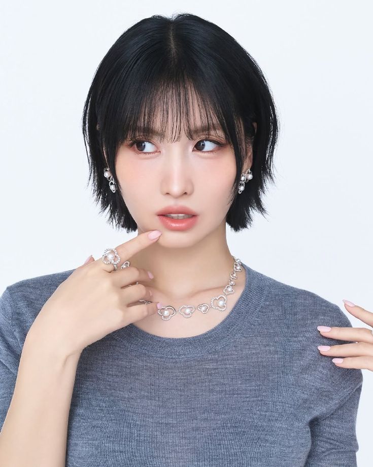 Latest photo of Momo (TWICE)