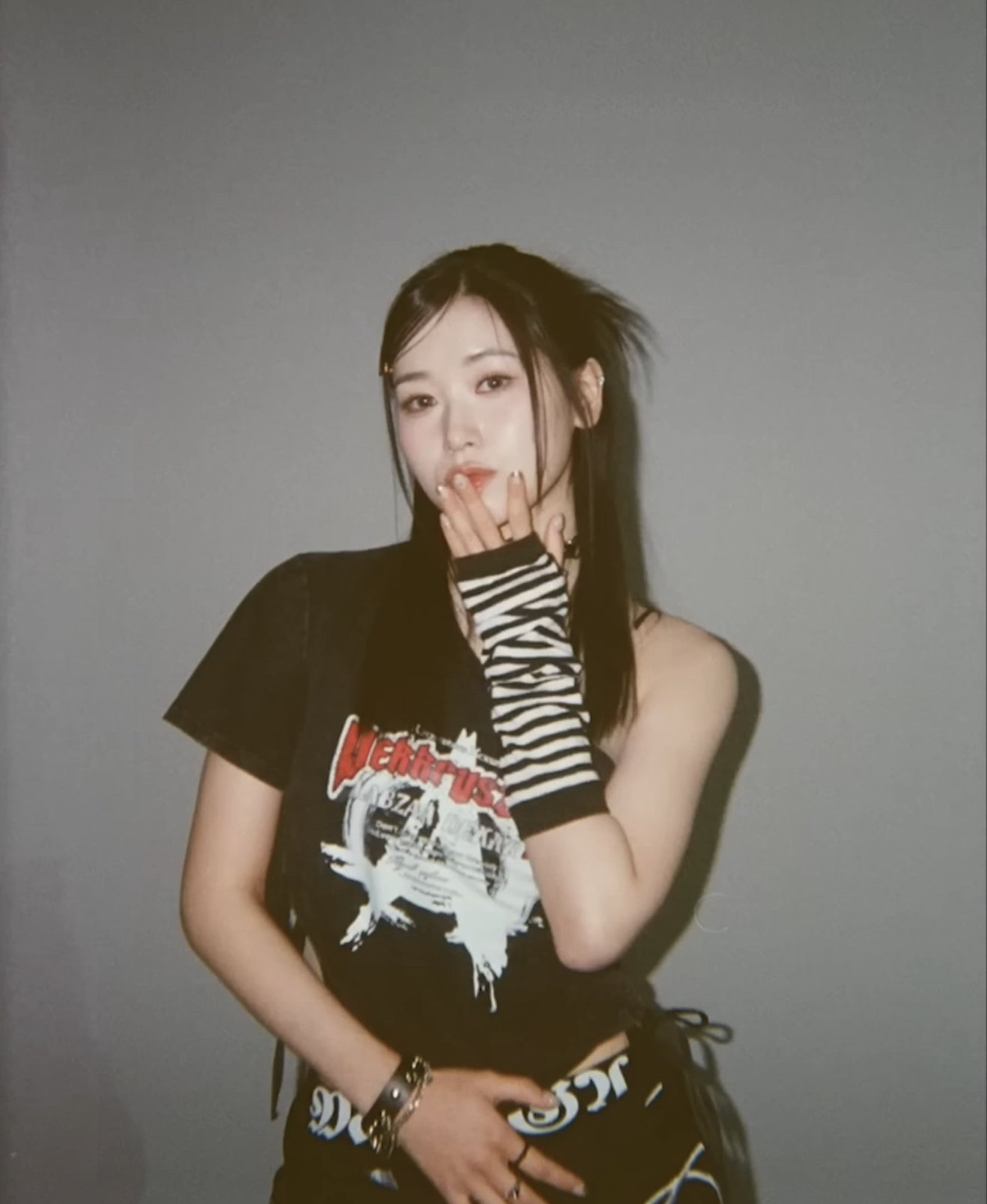Recent activity shot of Kasahara Momona (ME:I)