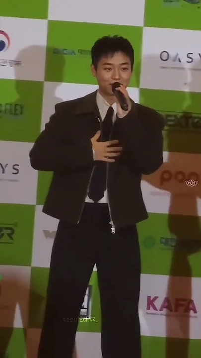 朴志訓社群今天最受歡迎的桌布