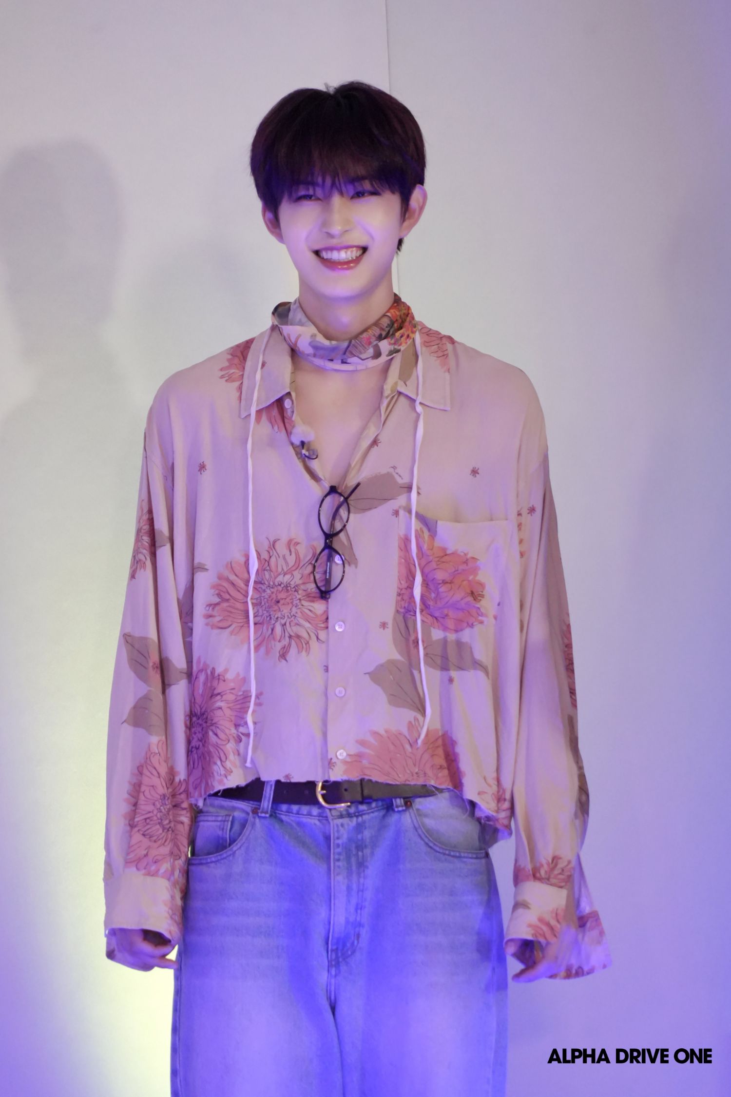 Behind-the-scenes cut of Kim Geonwoo (ALPHA DRIVE ONE)