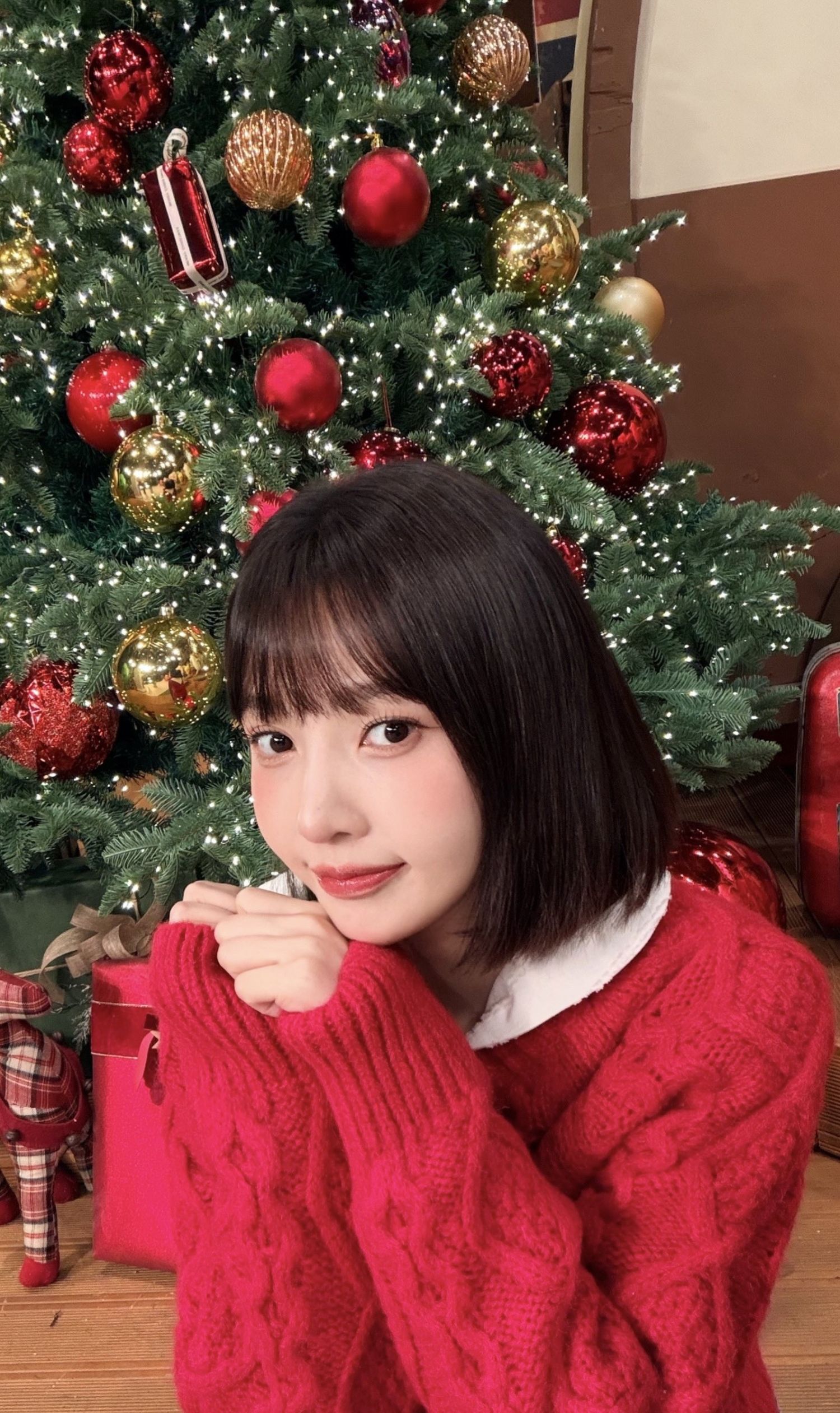 Behind-the-scenes cut of Joy (Red Velvet)