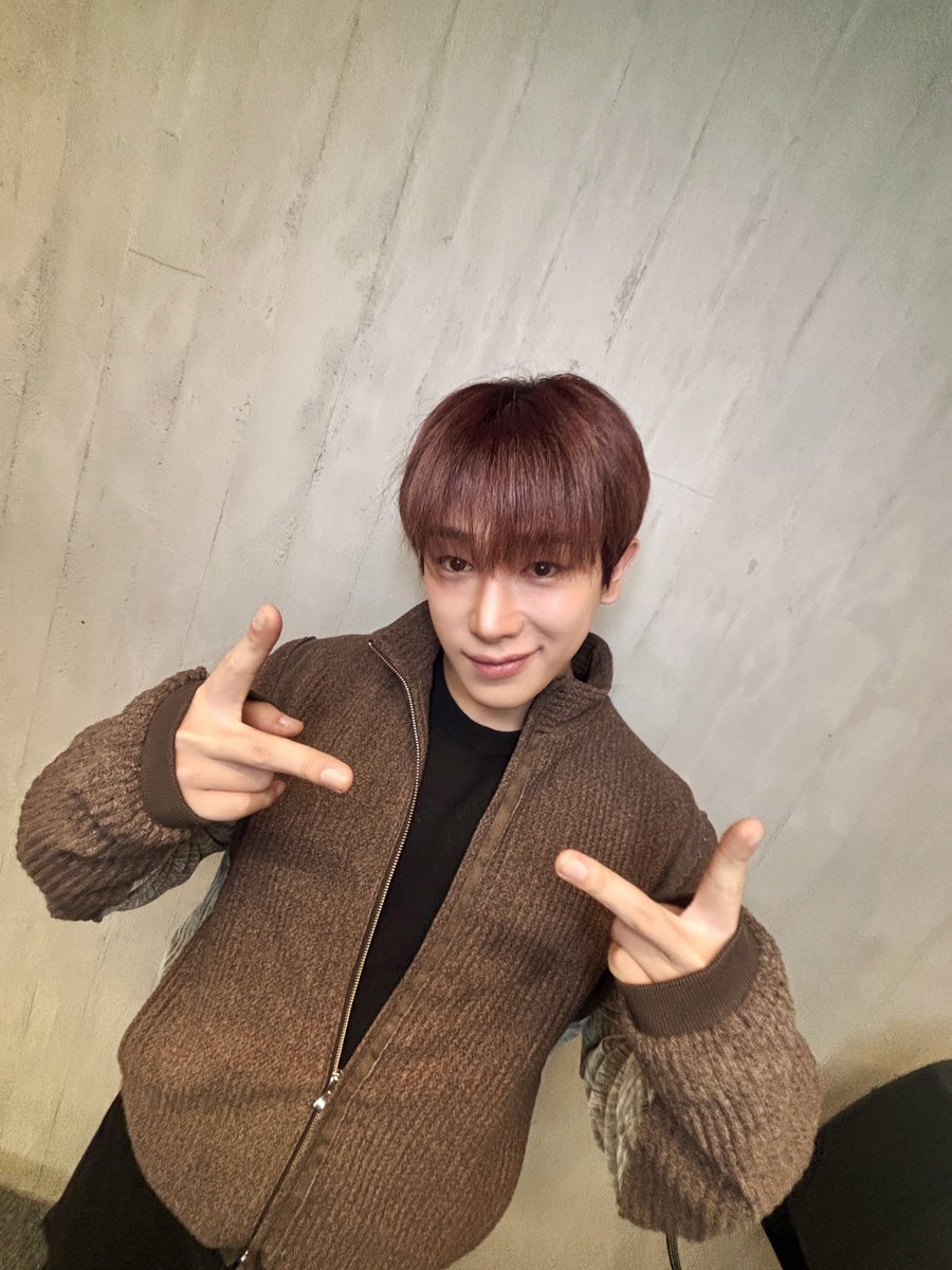 A moment captured by Wonho's fan