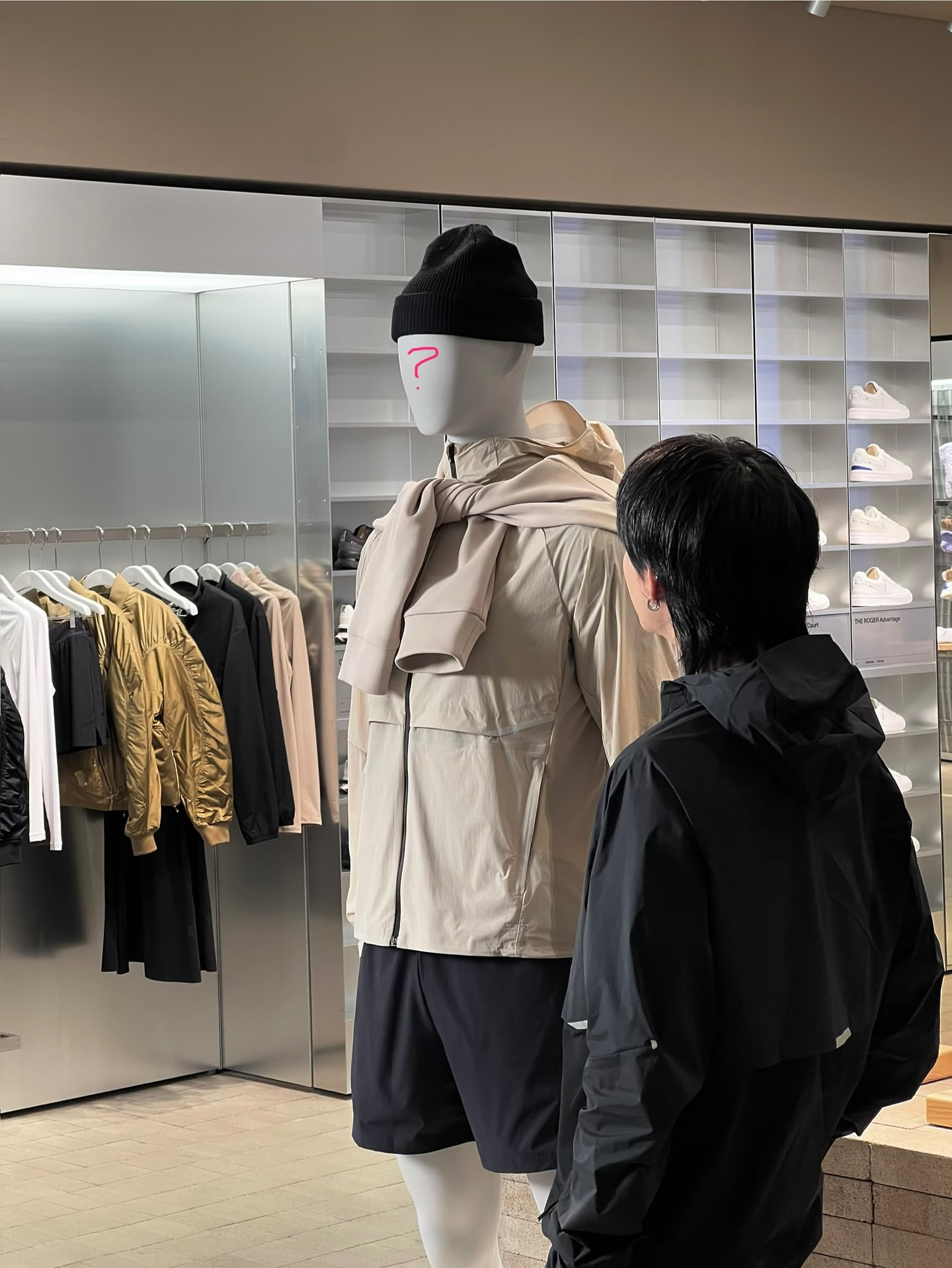 Recent activity shot of Hyunjin (Stray Kids)