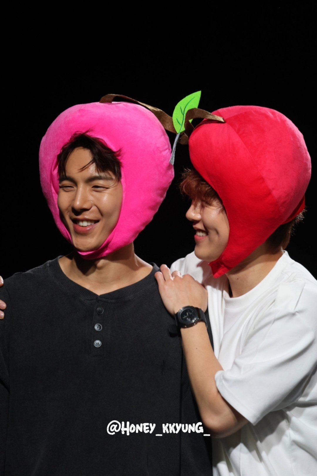 Momen yang diabadikan oleh penggemar Shownu (MONSTA X)