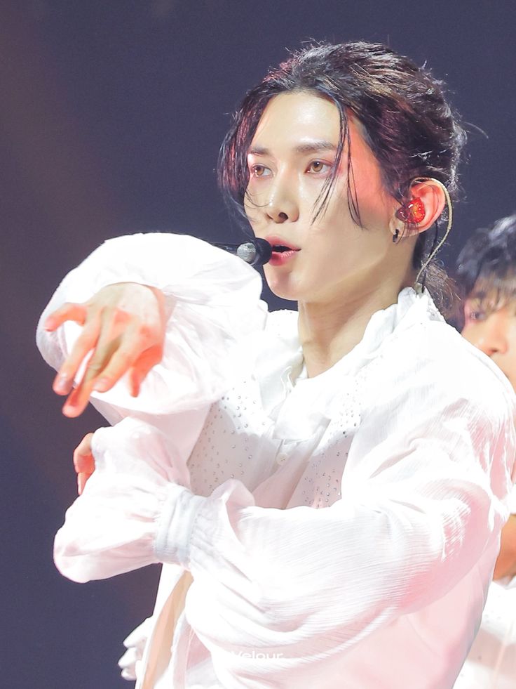 ATEEZ的最新照片