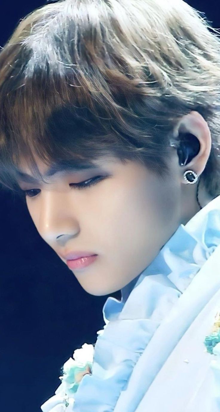 Recent activity shot of V (BTS)