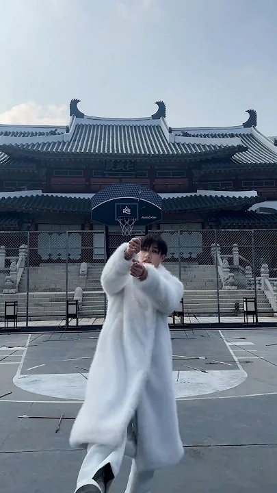 Behind-the-scenes cut of Bang Chan (Stray Kids)