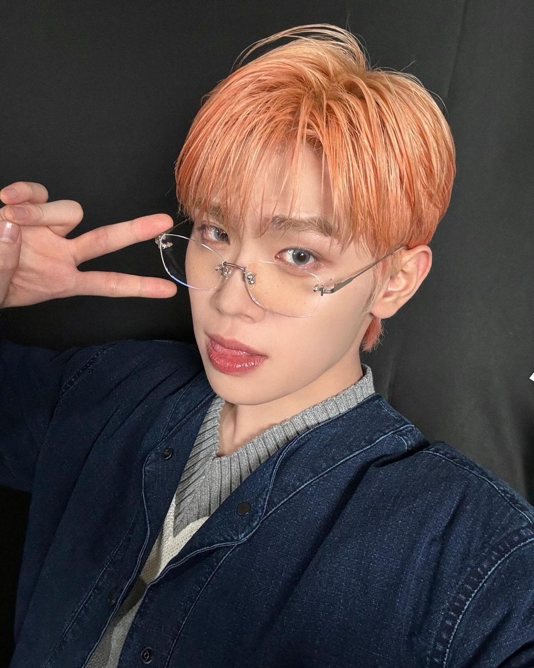 Recent activity shot of Kim Taerae (ZEROBASEONE)