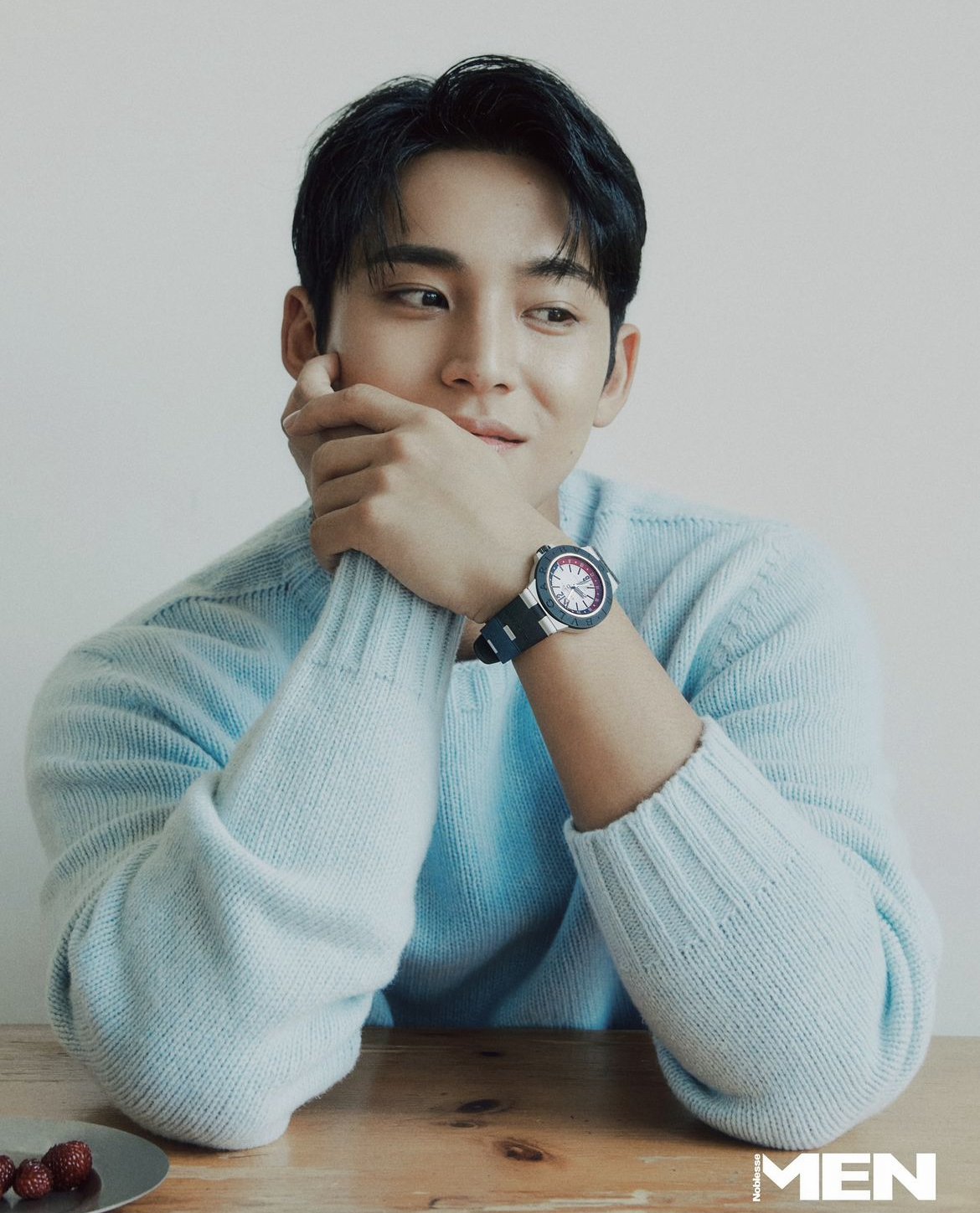 Recent activity shot of Mingyu (SEVENTEEN)