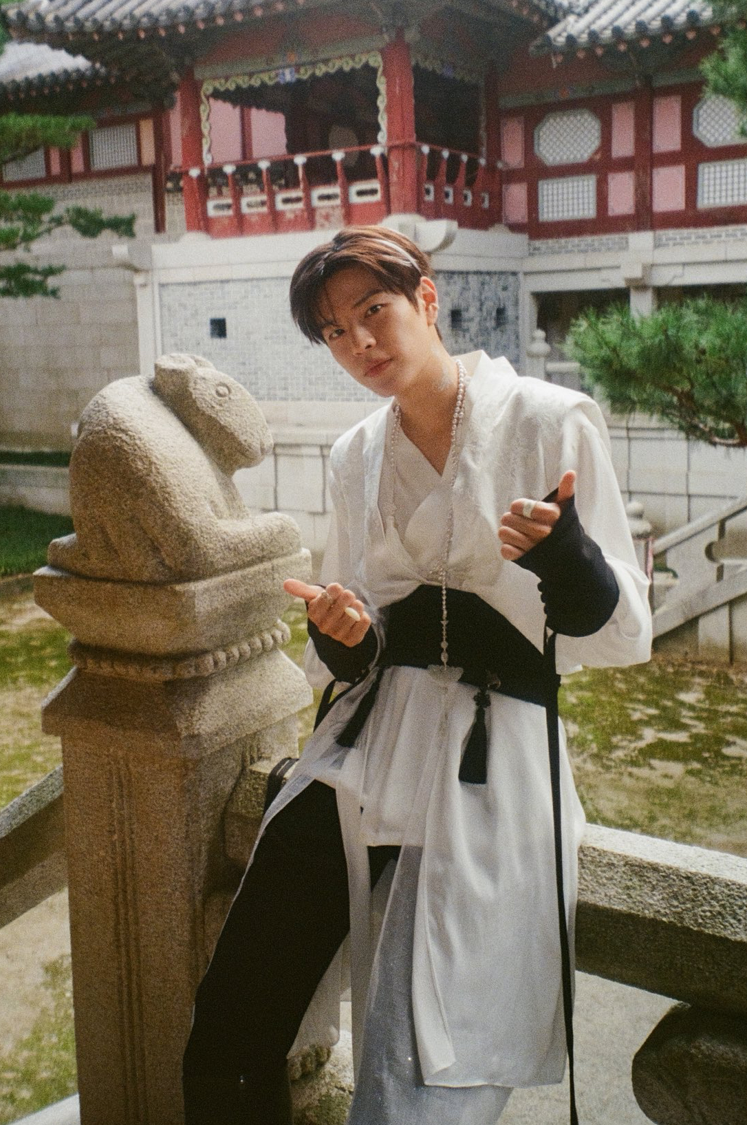 Behind-the-scenes cut of Seungmin (Stray Kids)