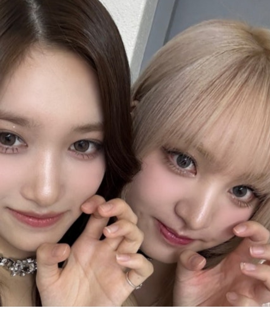 Recent activity shot of Leeseo (IVE)