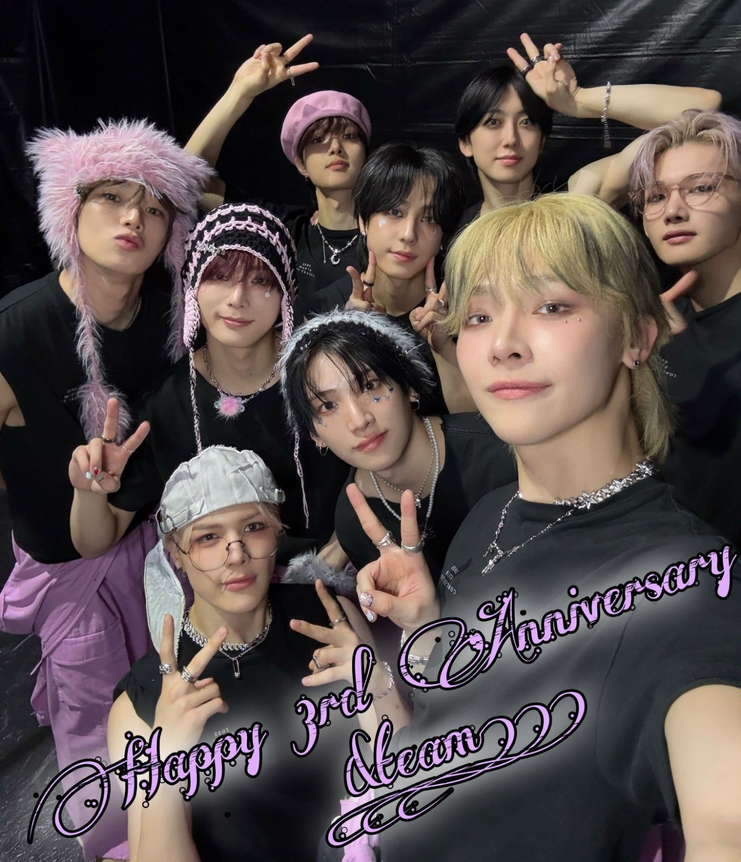 Latest photo of &TEAM