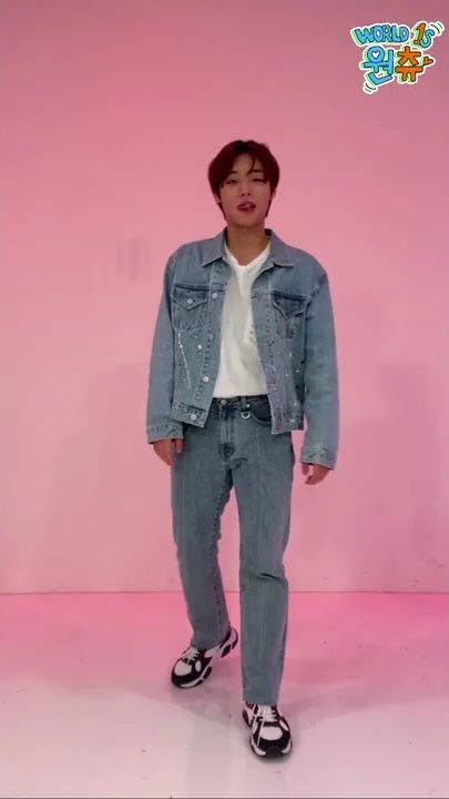 Today's most popular wallpaper in the Park Jihoon community