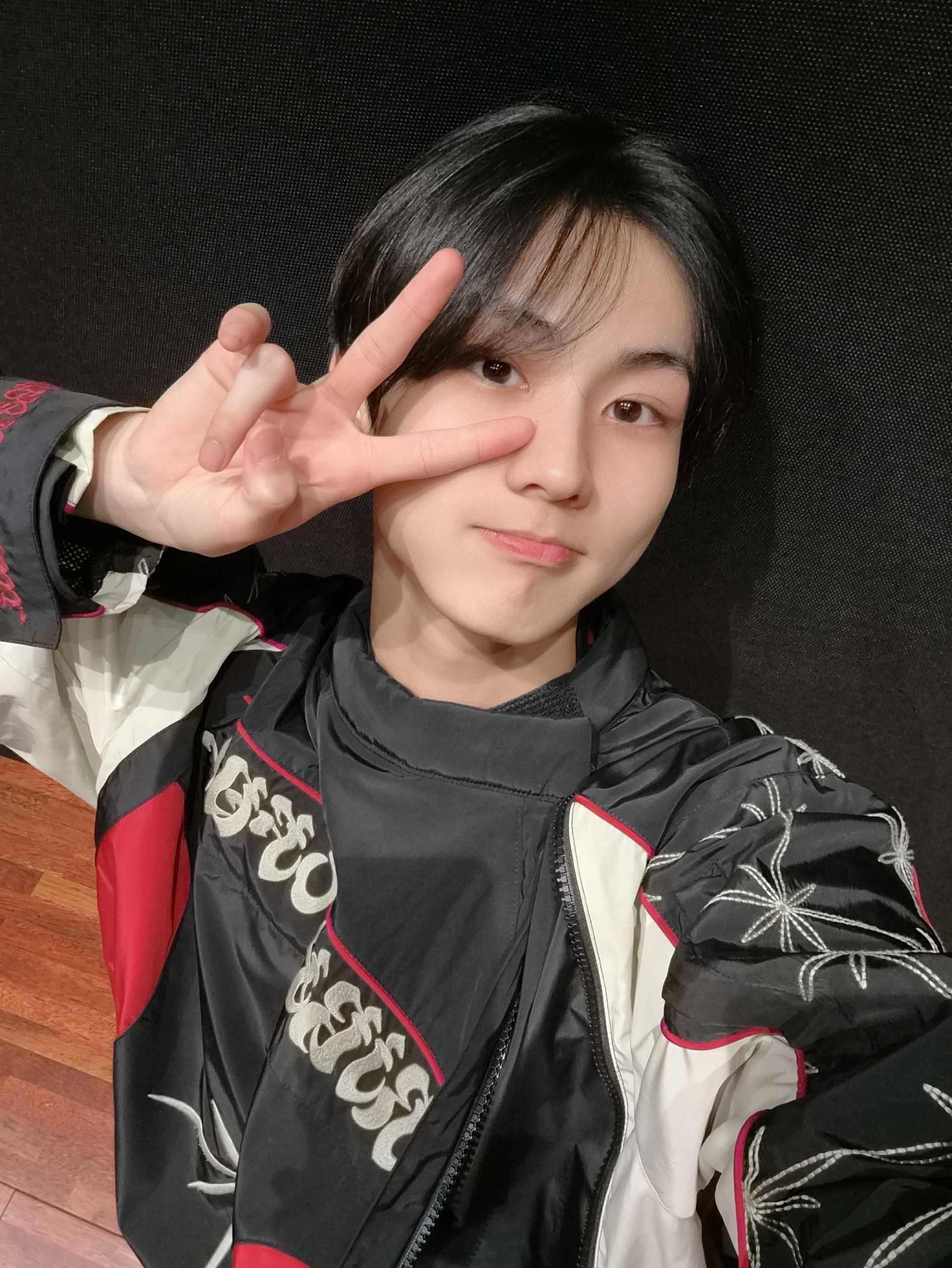 Behind-the-scenes cut of Jungwon (ENHYPEN)