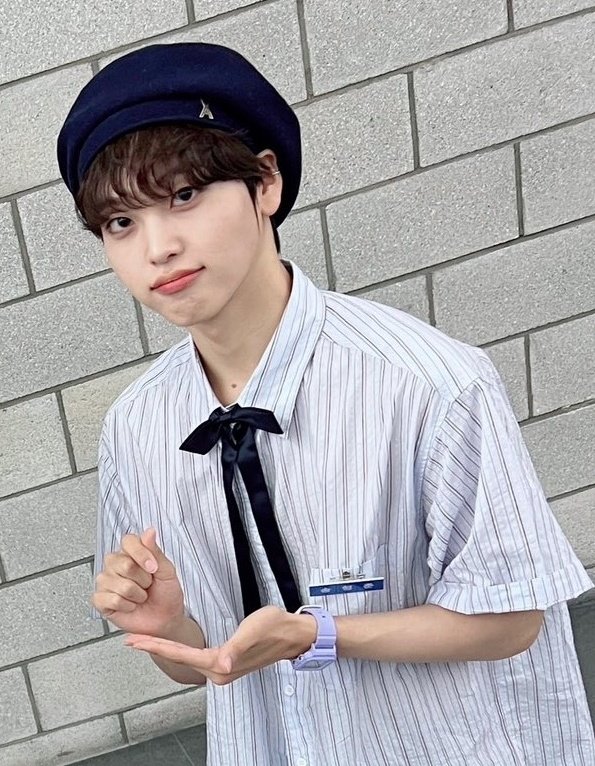 Recent activity shot of Hyeongjun (CRAVITY)