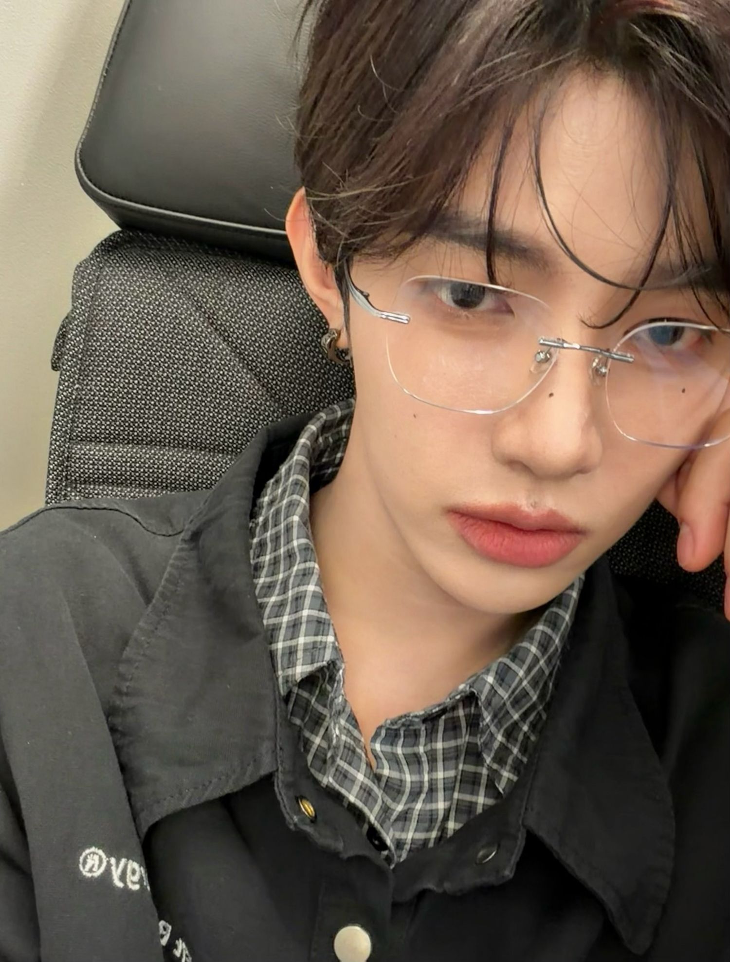 章昊 (ZEROBASEONE)的幕后花絮