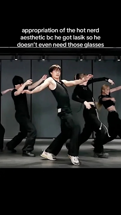 A heartfelt wallpaper shared by Kai (EXO)'s fans