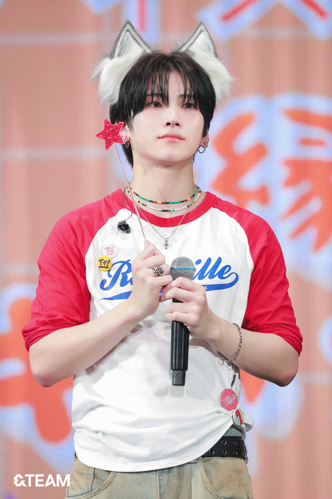 Momen yang diabadikan oleh penggemar Yuma (&TEAM)