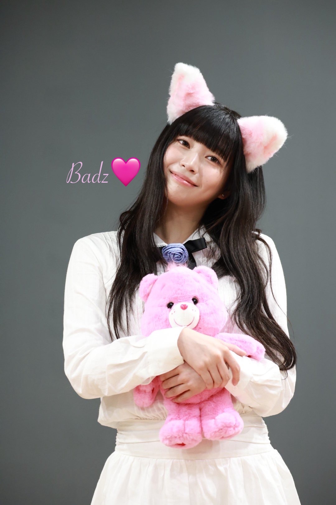 A moment captured by Nana (UNIS)'s fan