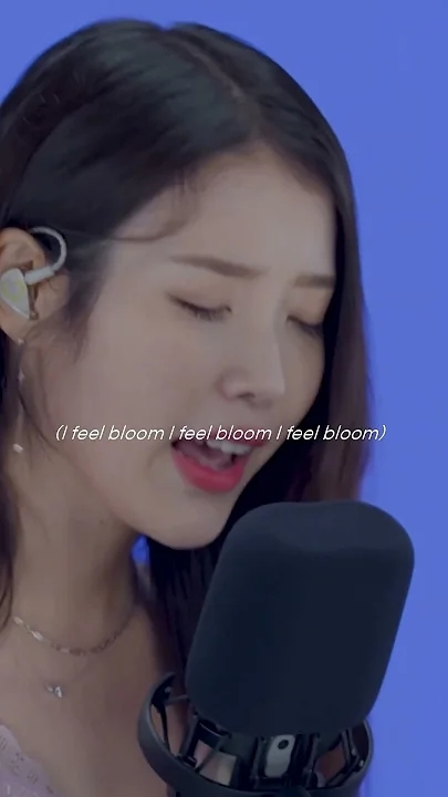 Momen yang diabadikan oleh penggemar IU