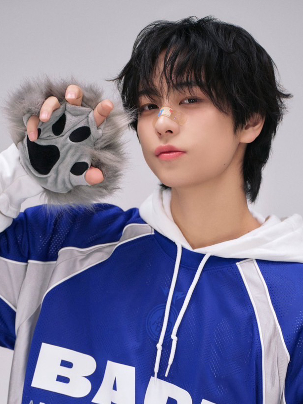 Behind-the-scenes cut of Taki (&TEAM)