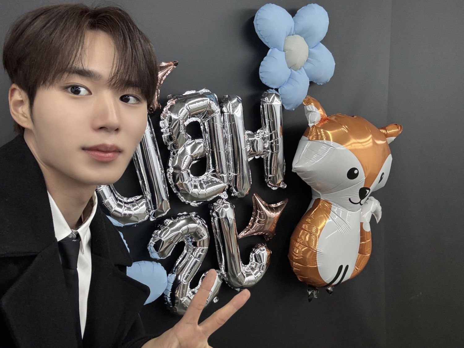 Behind-the-scenes cut of Kim Junseo (ALPHA DRIVE ONE)