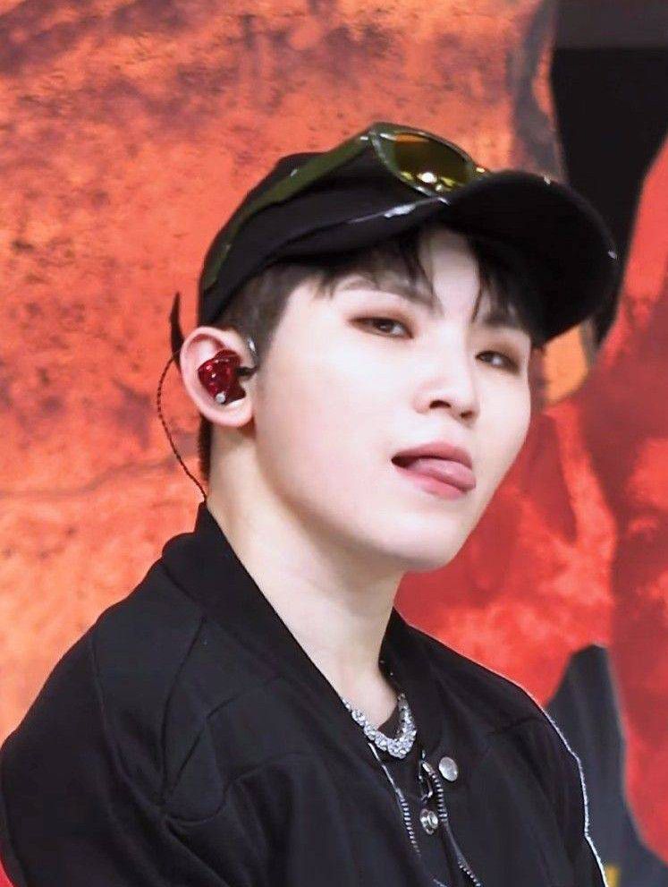 Behind-the-scenes cut of Woozi (SEVENTEEN)