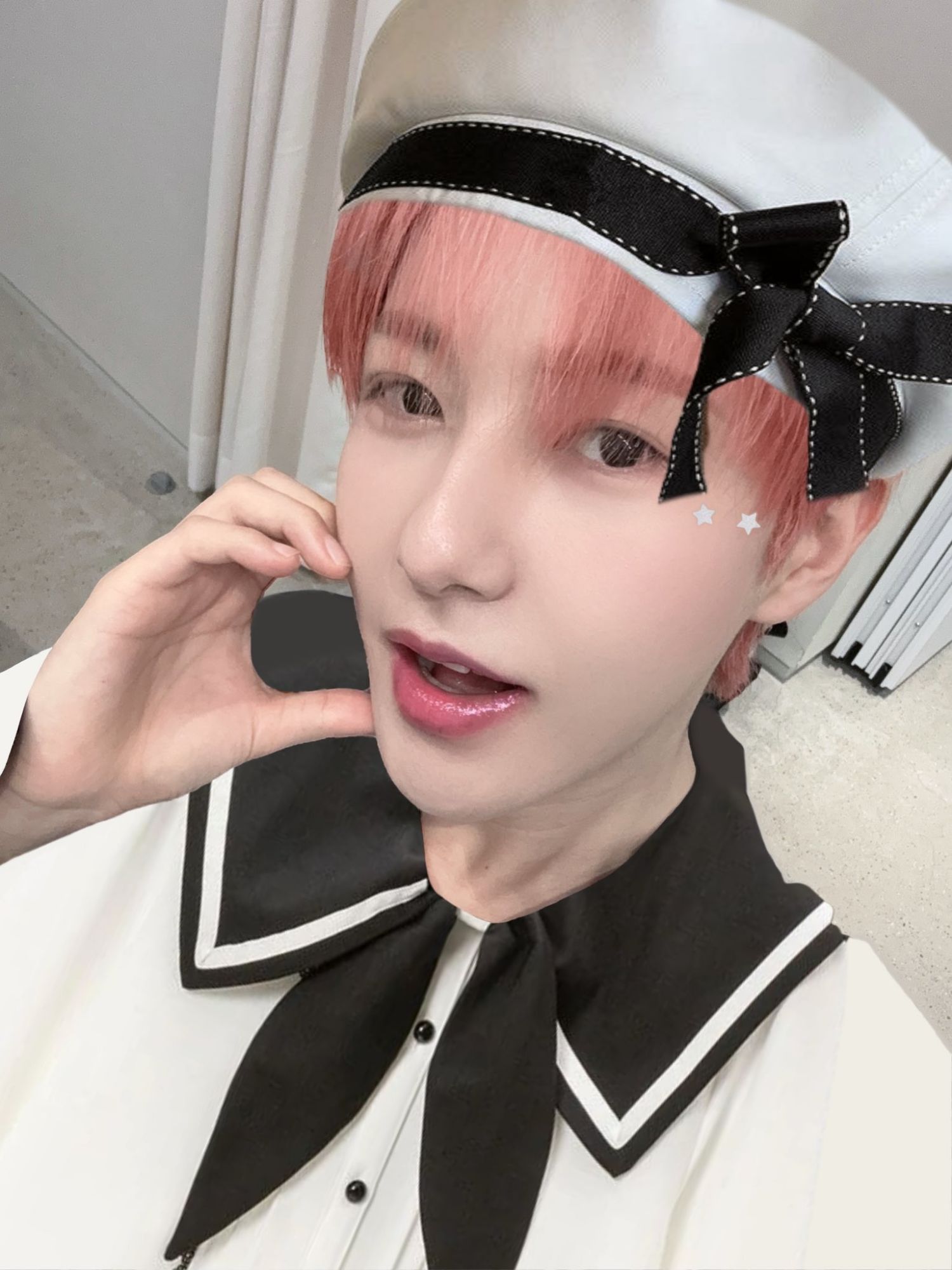 A moment captured by Renjun (NCT DREAM)'s fan