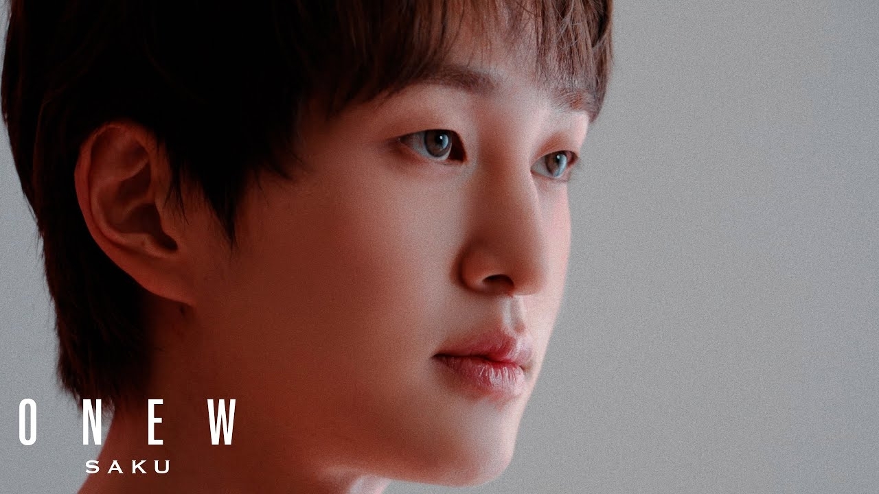 A moment captured by Onew (SHINee)'s fan