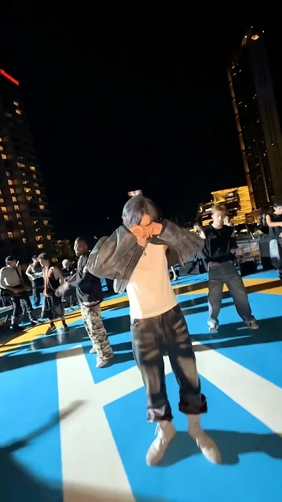 A heartfelt wallpaper shared by Yeonjun (TOMORROW X TOGETHER)'s fans