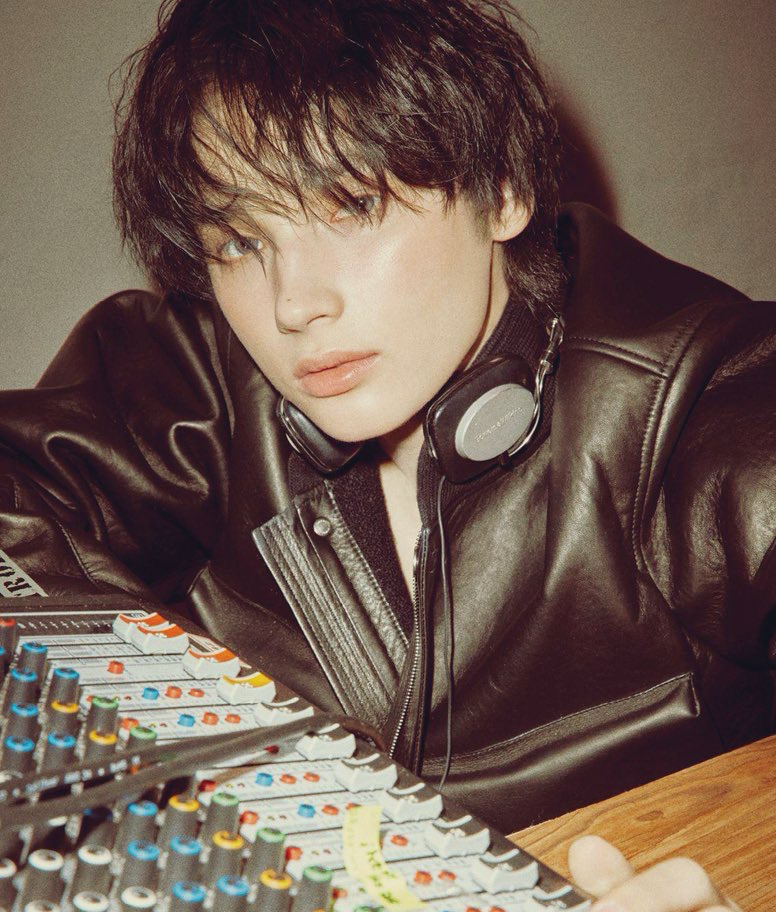 휴닝카이 (투모로우바이투게더)의 비하인드 컷