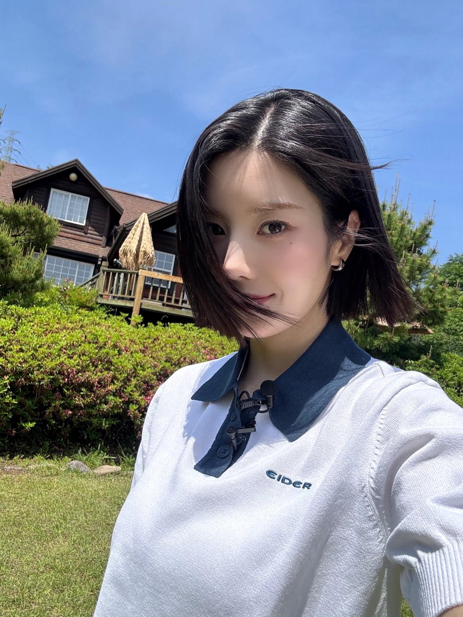 Behind-the-scenes cut of Kwon Eunbi