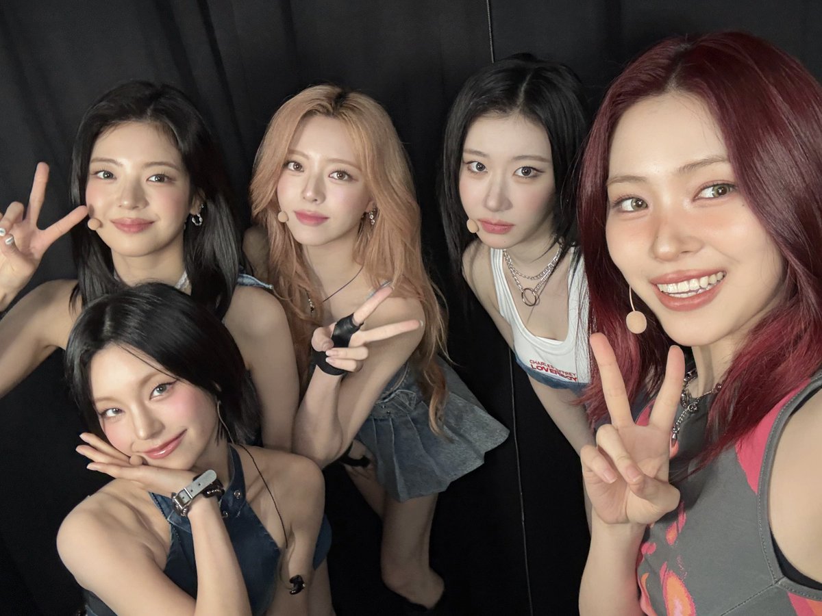 Latest photo of ITZY