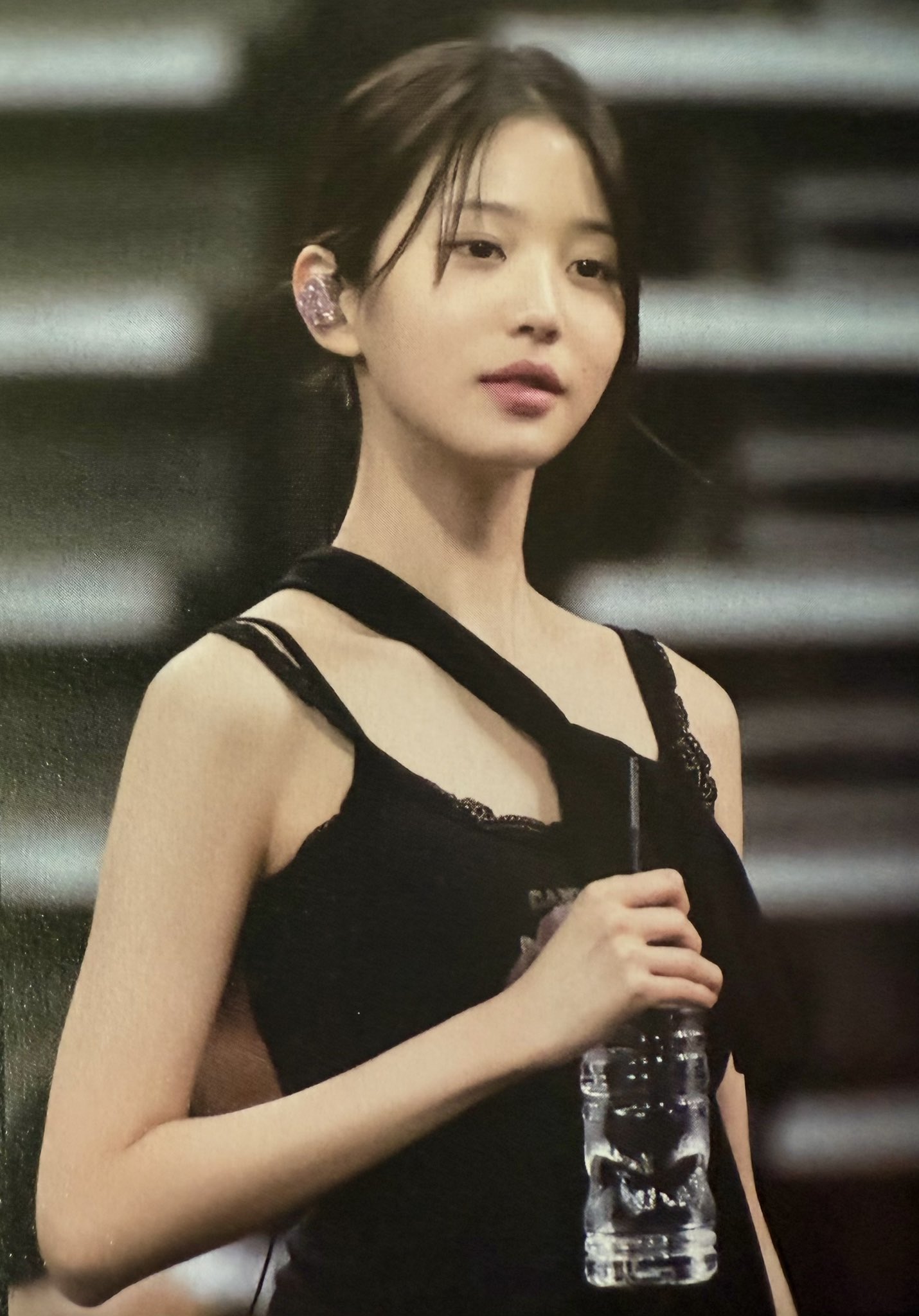 A moment captured by Jang Wonyoung (IVE)'s fan