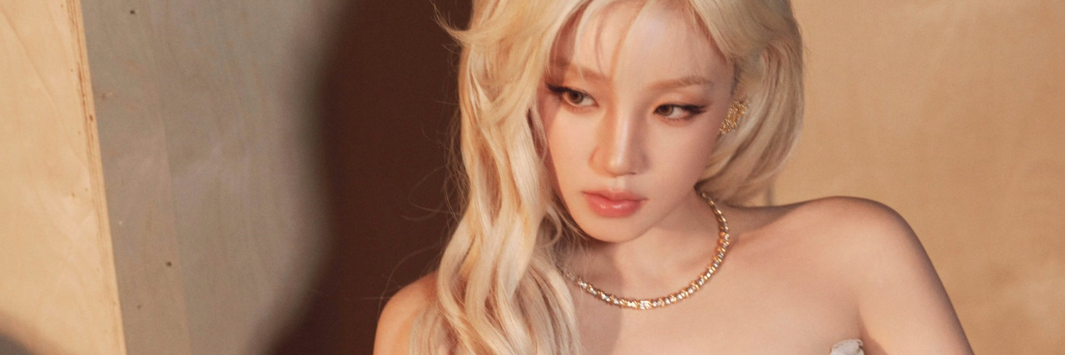 A moment captured by Yuqi (i-dle)'s fan