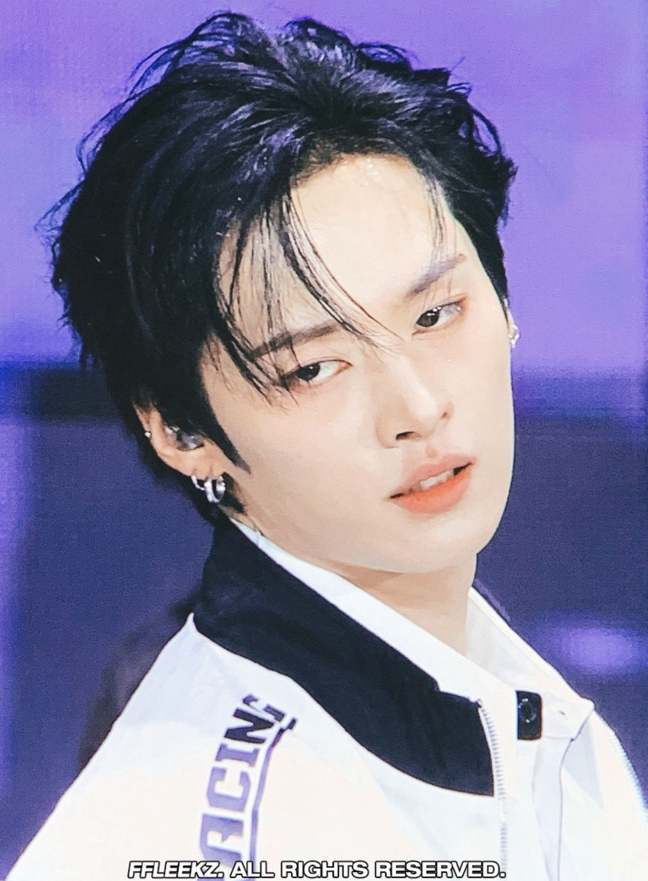 Lee Know (Stray Kids)的幕后花絮