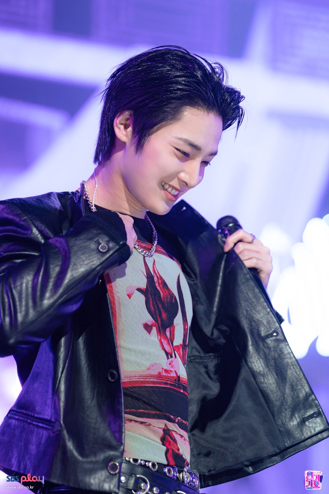 Behind-the-scenes cut of I.N (Stray Kids)