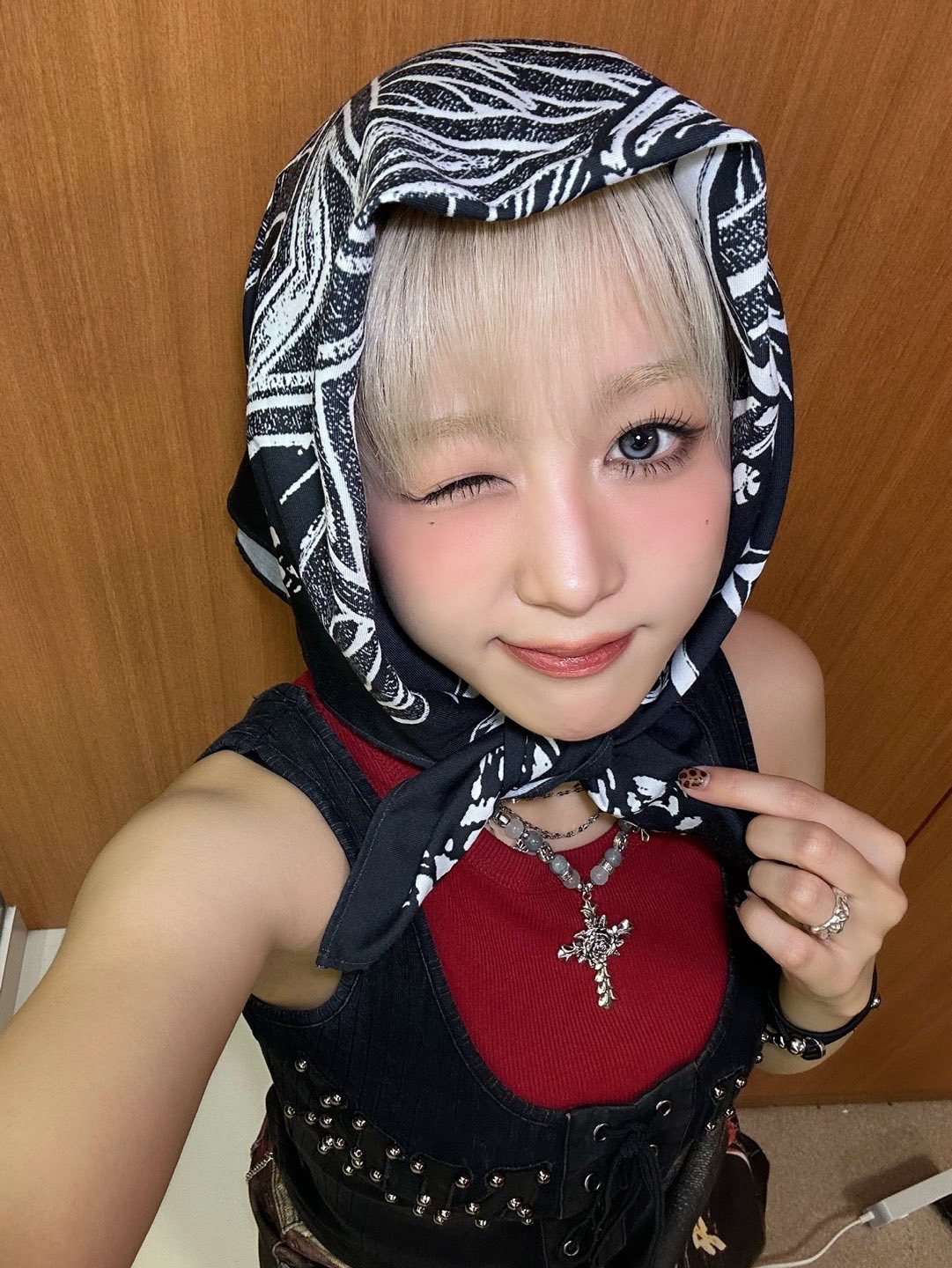Behind-the-scenes cut of Hikaru (Kep1er)