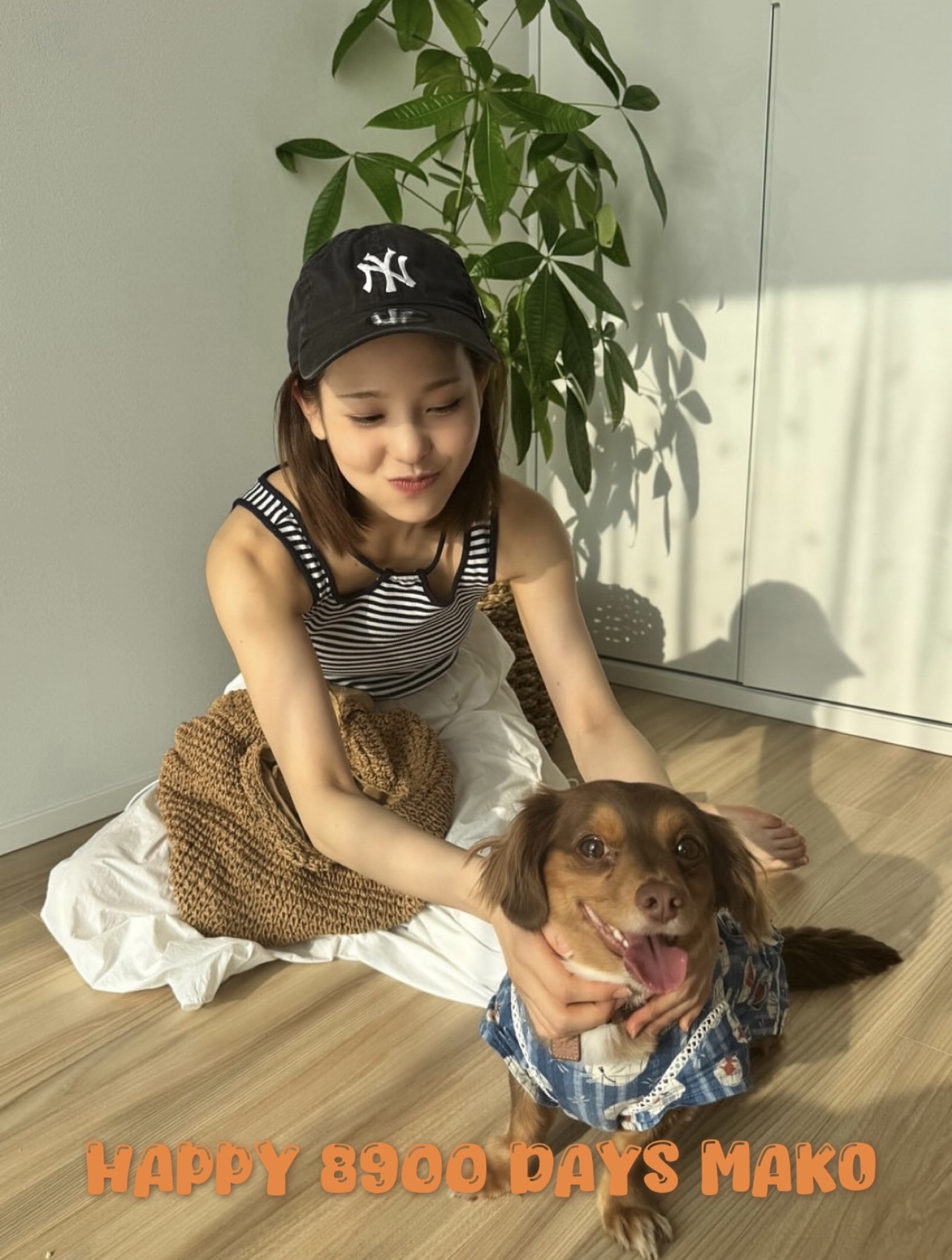 Behind-the-scenes cut of Mako (NiziU)