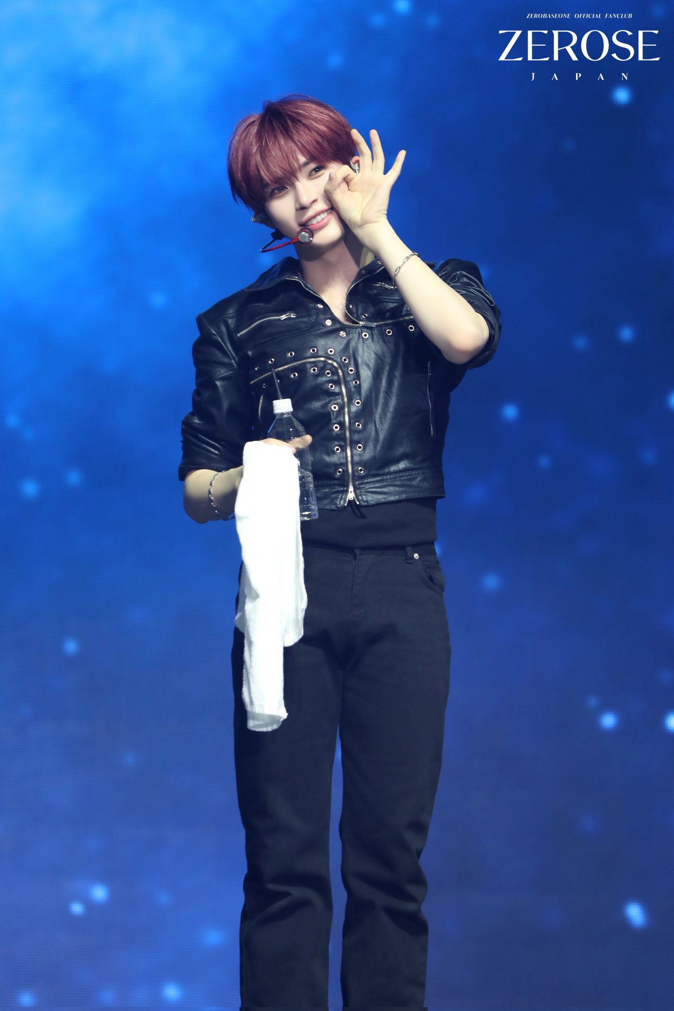 Foto terbaru Sung Hanbin (ZEROBASEONE)