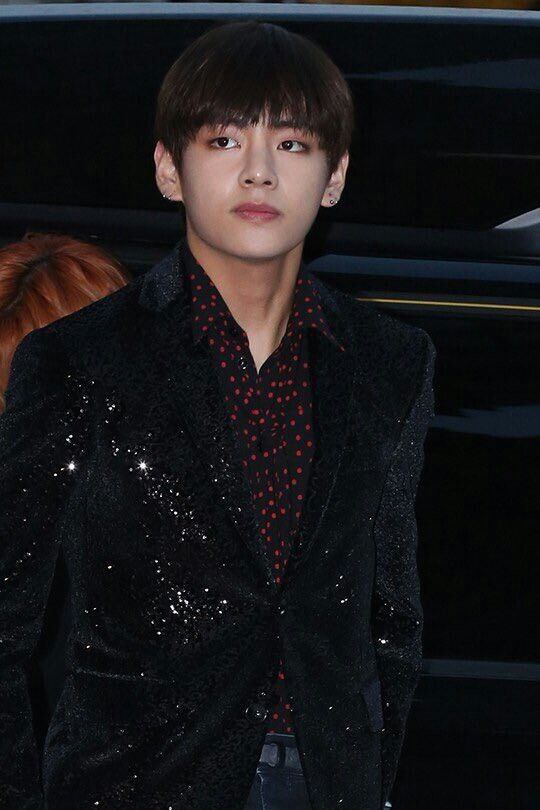 Feed komunitas K-pop terpanas hari ini