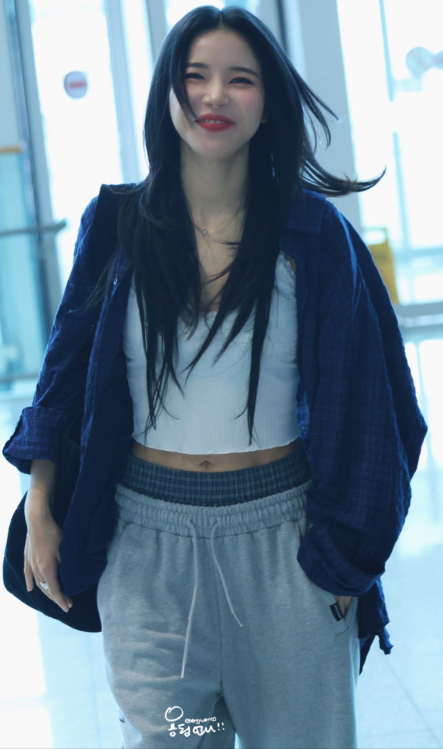 ソラ (MAMAMOO)の最近の活動写真