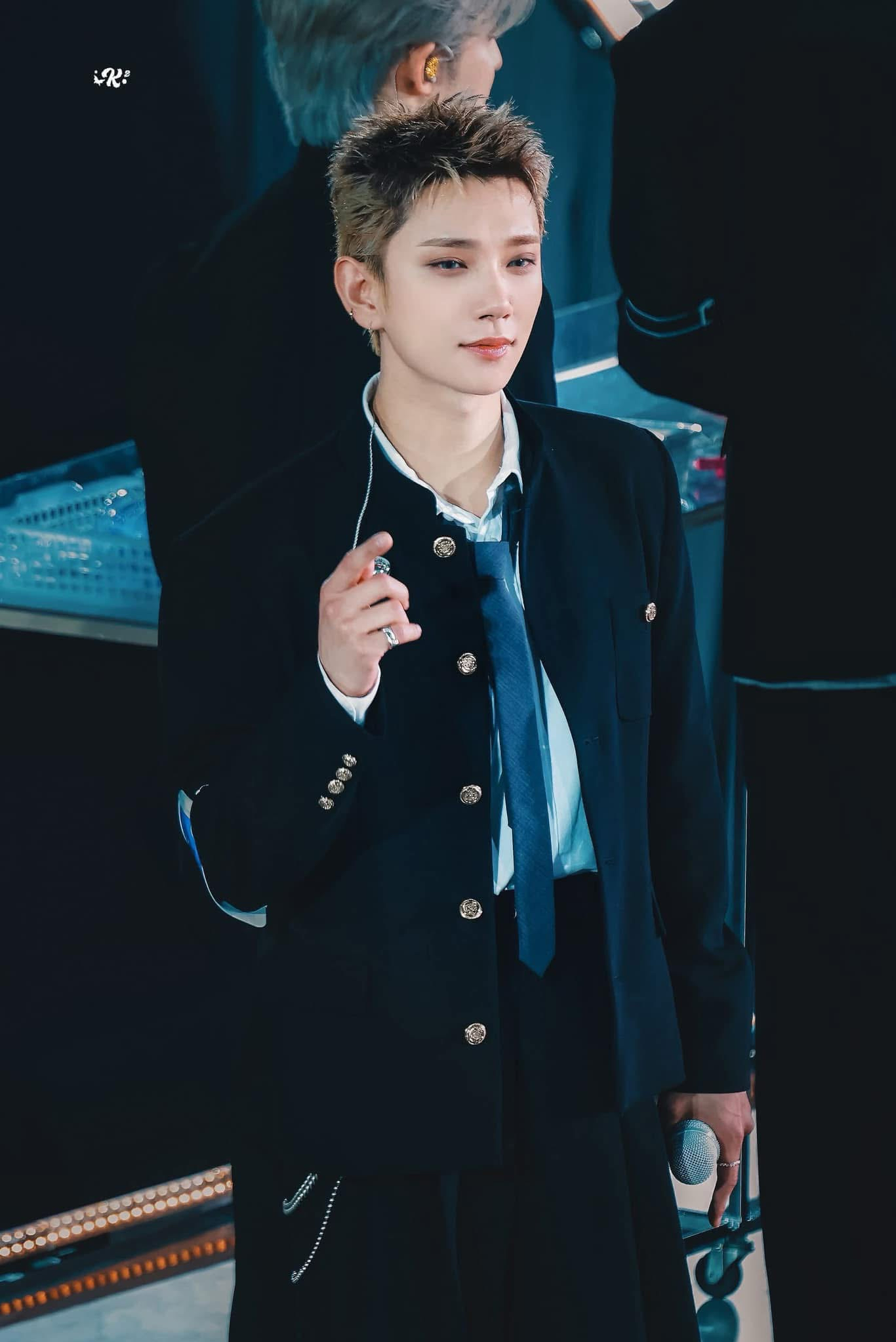 Behind-the-scenes cut of Joshua (SEVENTEEN)