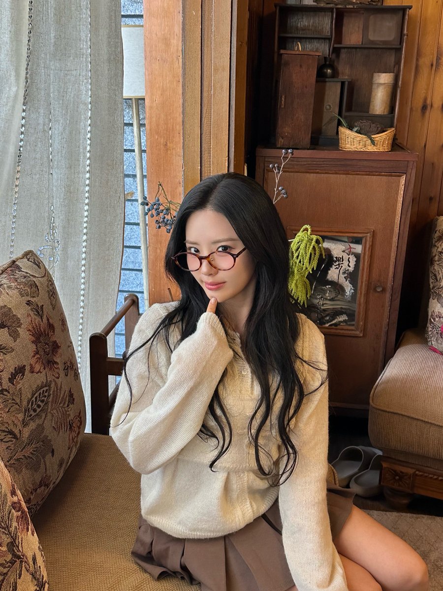 Recent activity shot of fromis (9)