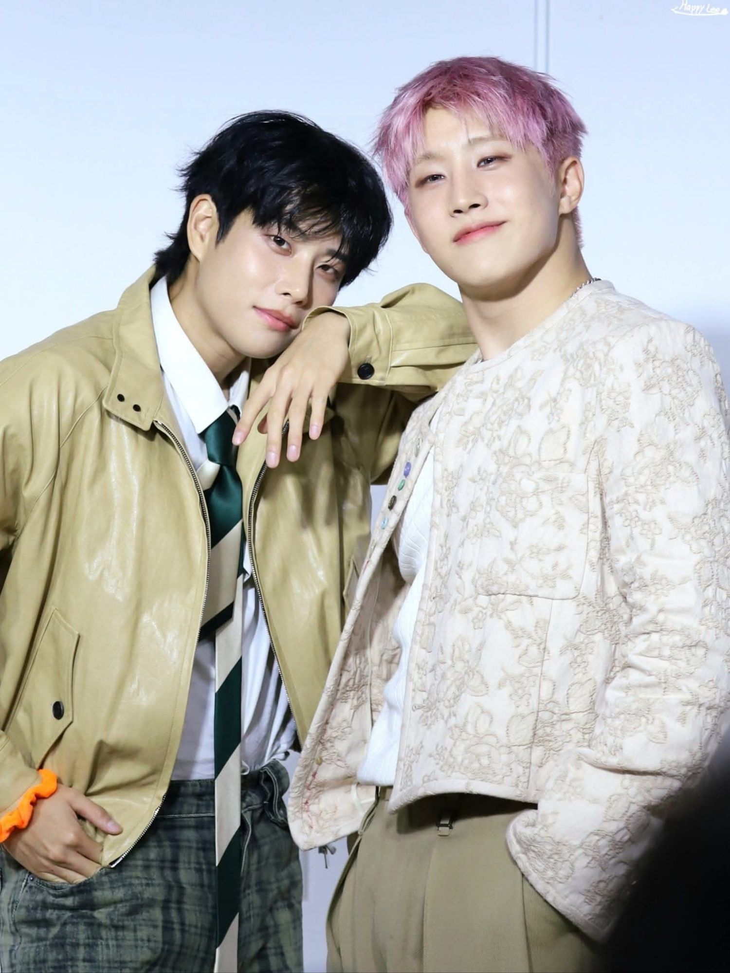 Behind-the-scenes cut of Jinjin (ASTRO)