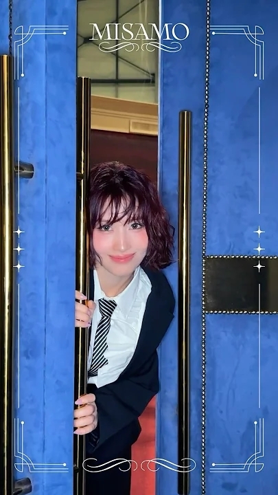 Wallpaper penuh perasaan yang dibagikan untuk Momo (TWICE)