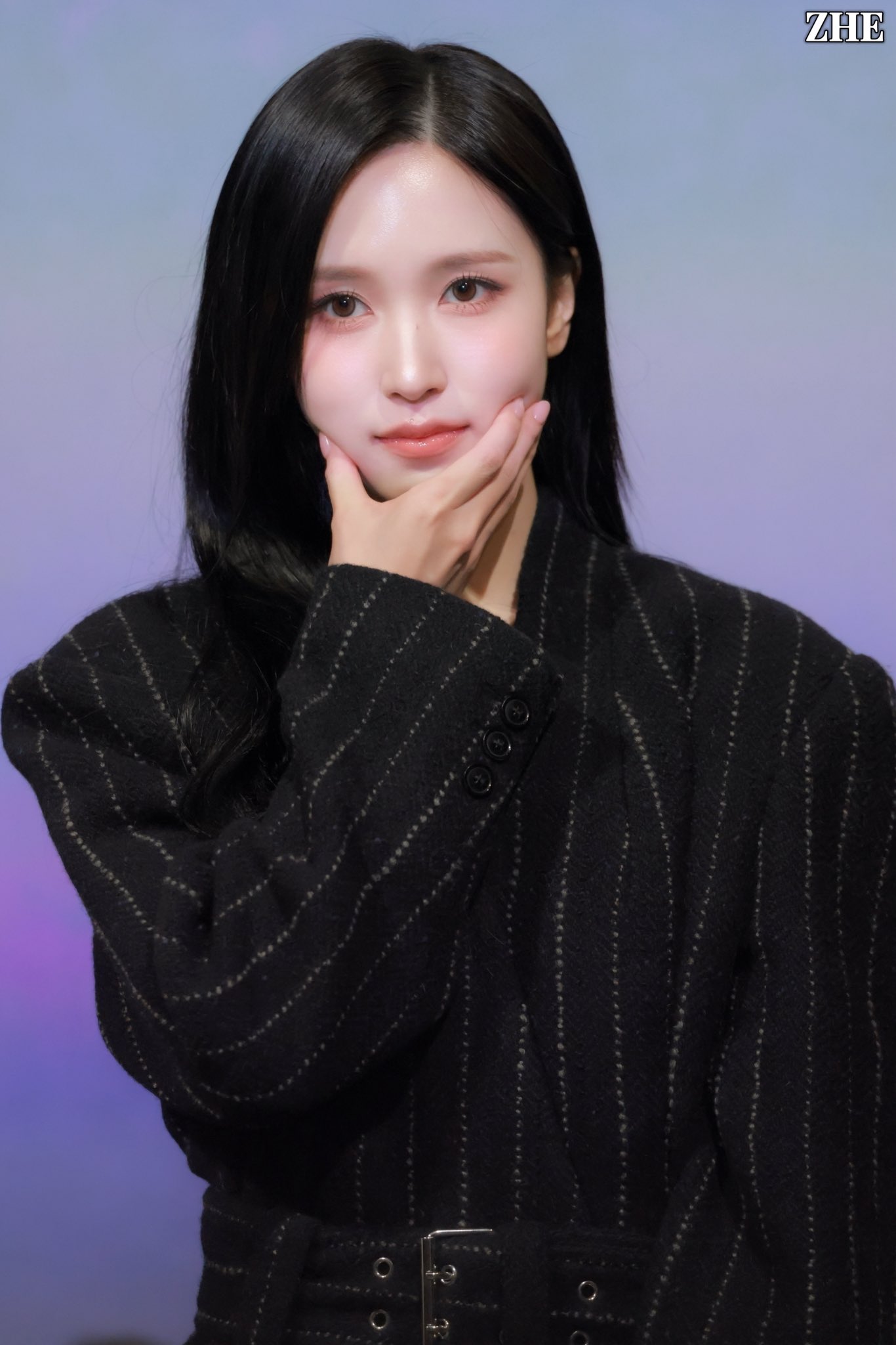 Foto terbaru Mina (TWICE)
