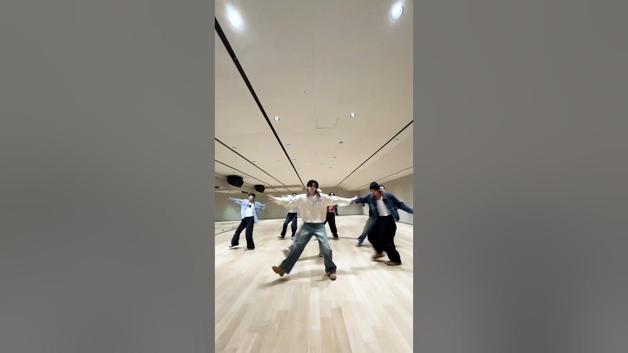 Latest photo of Sunghoon (ENHYPEN)