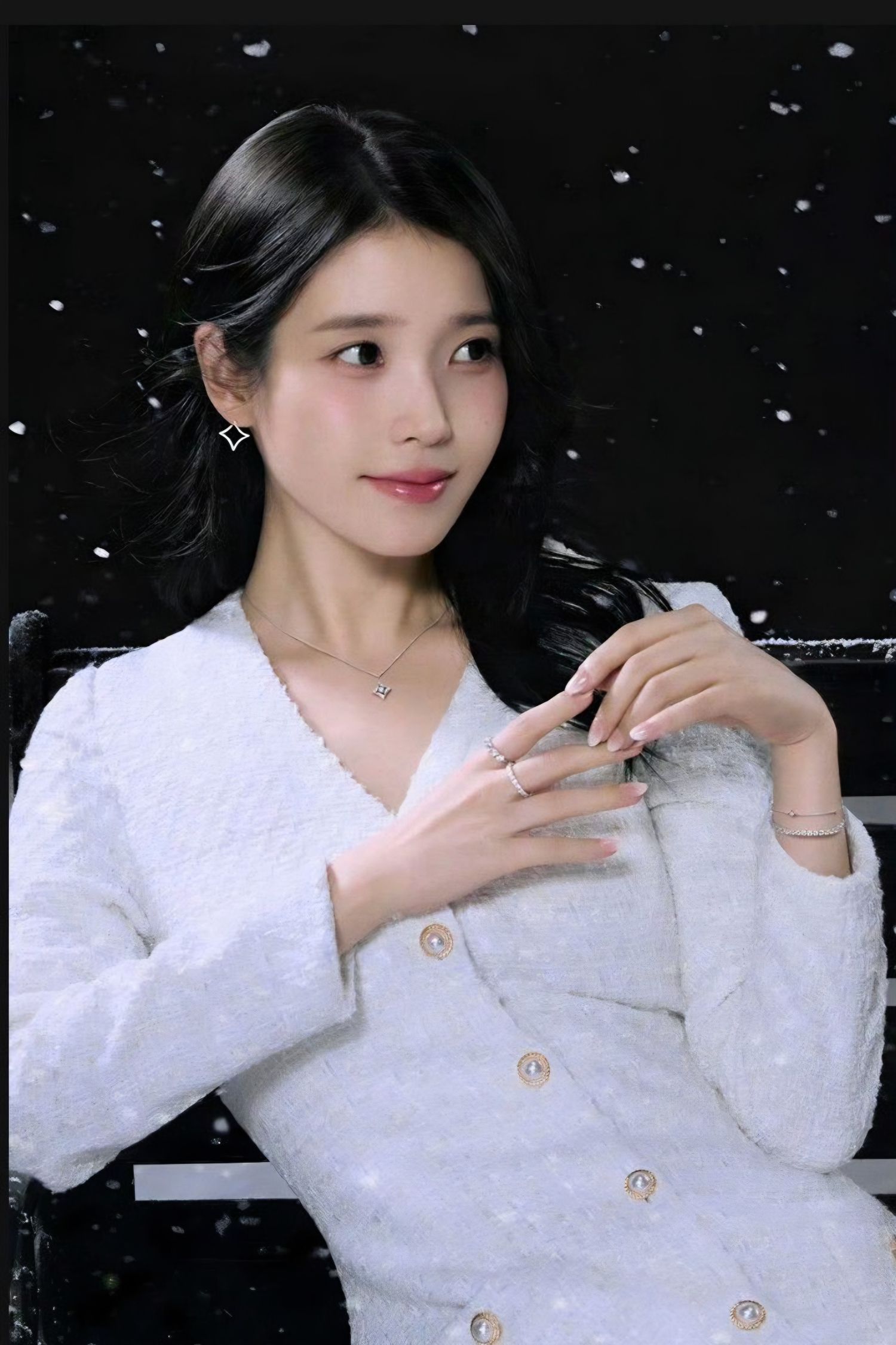 Latest photo of IU